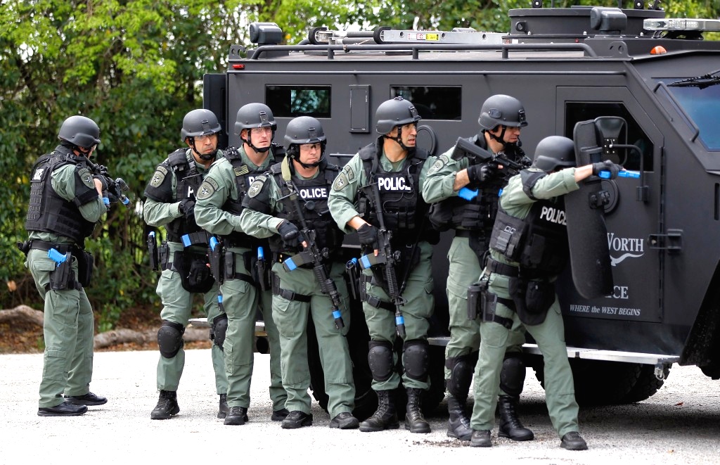 police-swat-team-1024x661.jpg